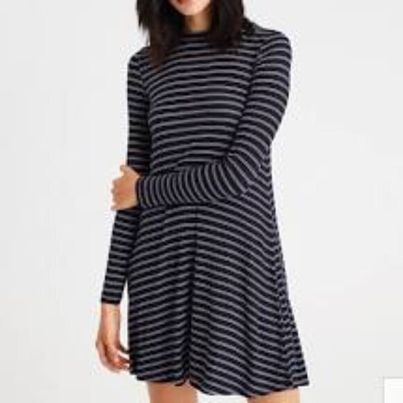 AE AMERICAN EAGLE Lace Up Dress - Dark Academia - Picture 1 of 10